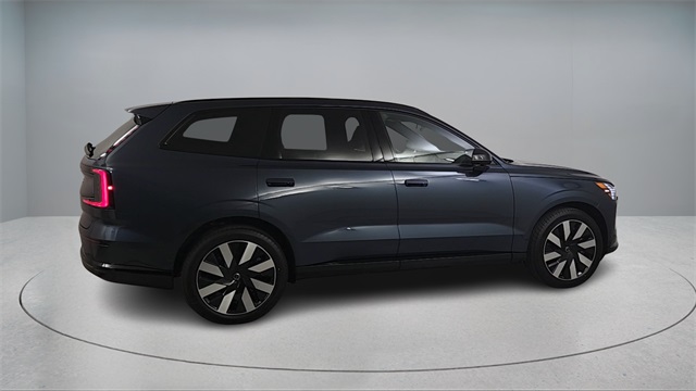 new 2025 Volvo EX90 car, priced at $89,340