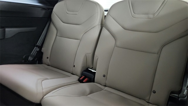 new 2025 Volvo EX90 car, priced at $89,340