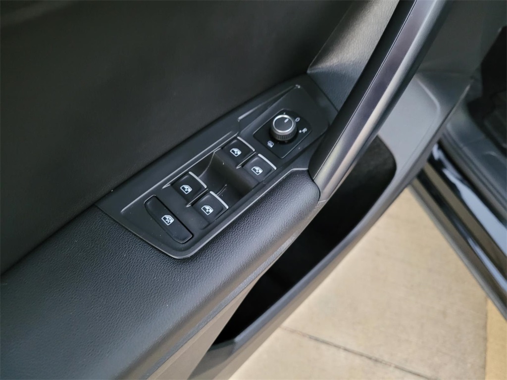 used 2021 Volkswagen Tiguan car, priced at $21,006