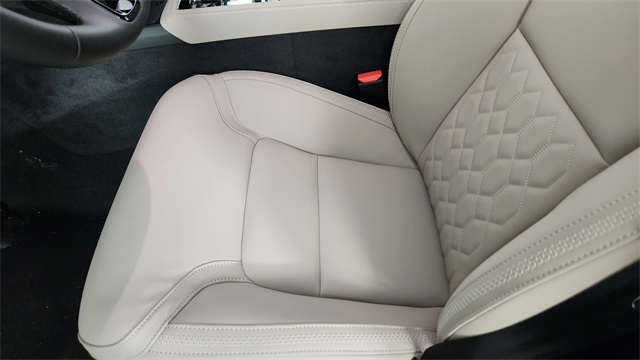 new 2025 Volvo XC90 car, priced at $69,155