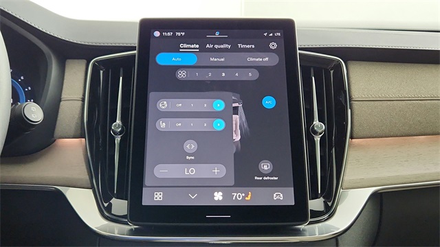 new 2025 Volvo XC90 car, priced at $69,155