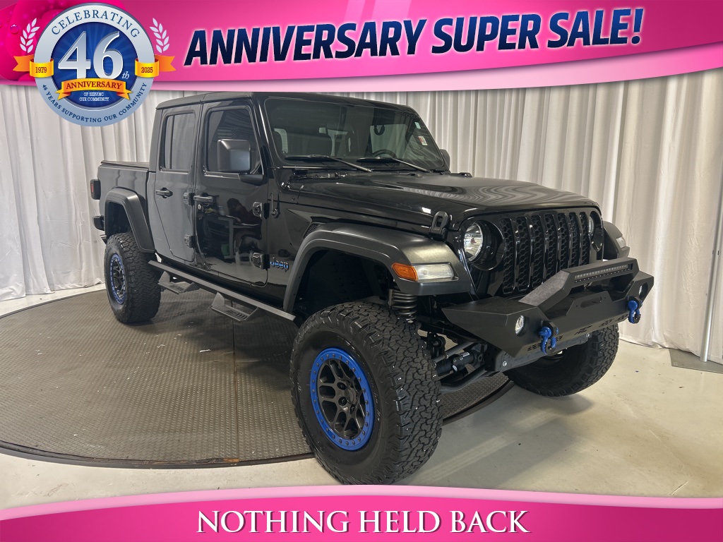 used 2021 Jeep Gladiator car, priced at $29,443