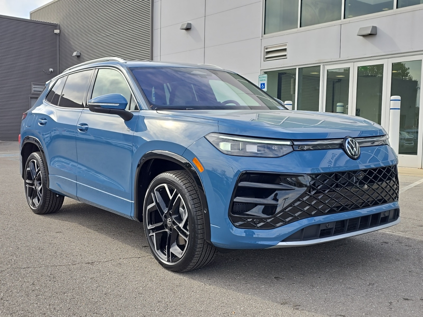 new 2026 Volkswagen Tiguan car