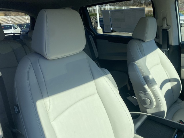 new 2026 Honda Odyssey car, priced at $43,372