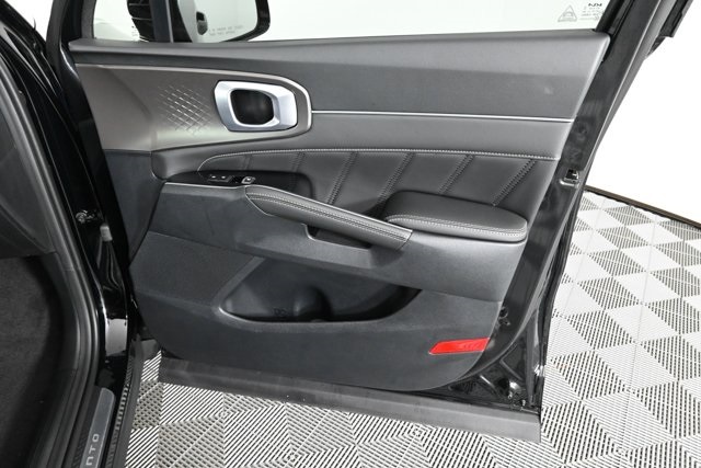 new 2025 Kia Sorento car, priced at $40,745