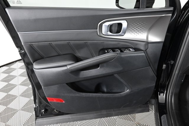new 2025 Kia Sorento car, priced at $40,745