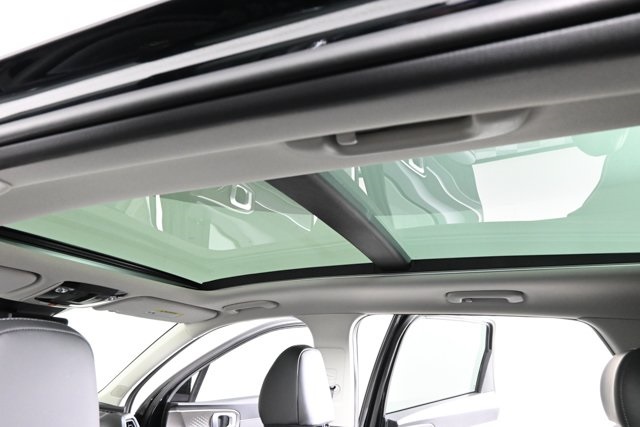 new 2025 Kia Sorento car, priced at $40,745