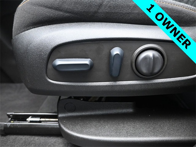 used 2022 Chevrolet Equinox car, priced at $19,938