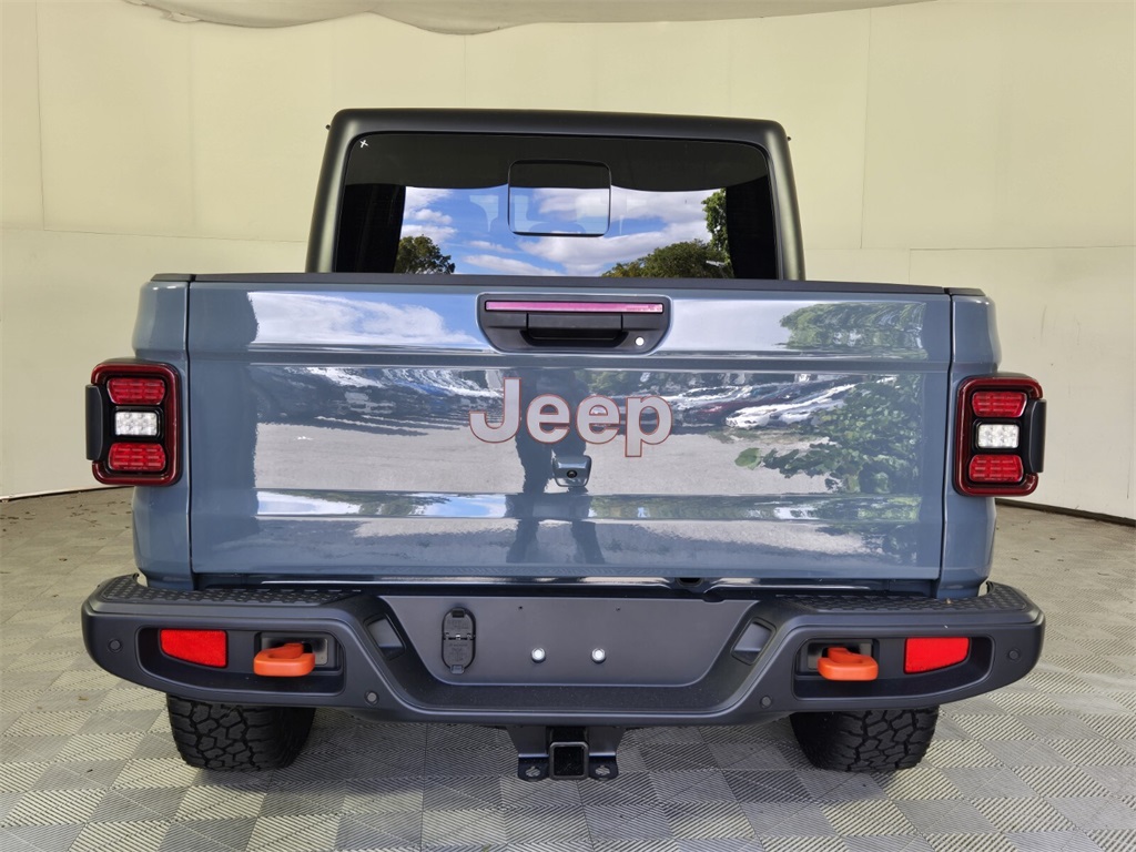 new 2025 Jeep Gladiator car, priced at $49,848
