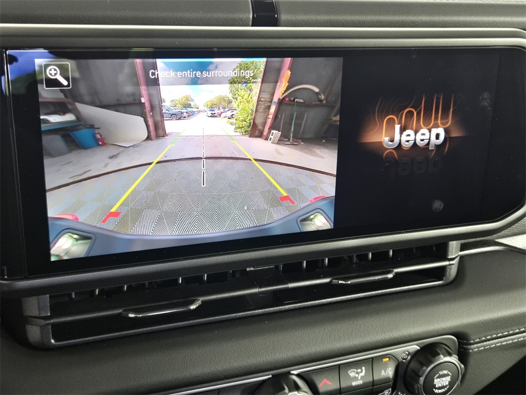 new 2025 Jeep Gladiator car, priced at $49,848