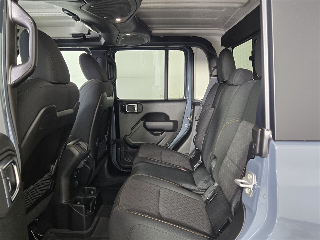 new 2025 Jeep Gladiator car, priced at $49,848