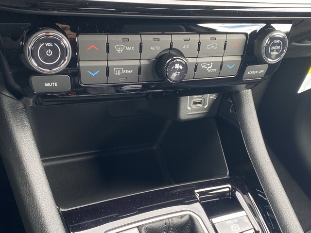 new 2026 Jeep Compass car, priced at $32,267