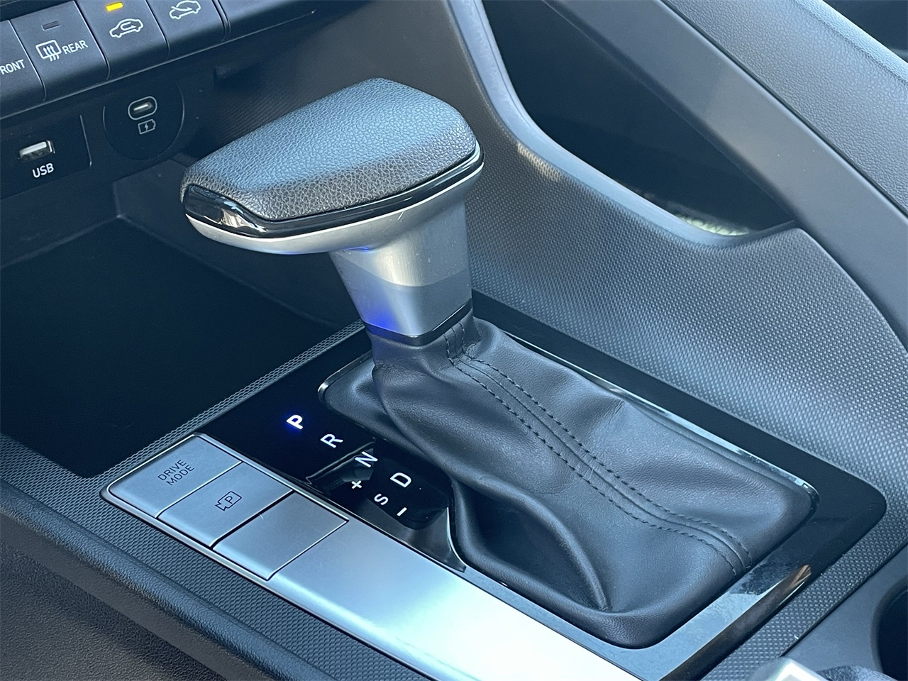 used 2024 Hyundai Elantra car, priced at $18,997