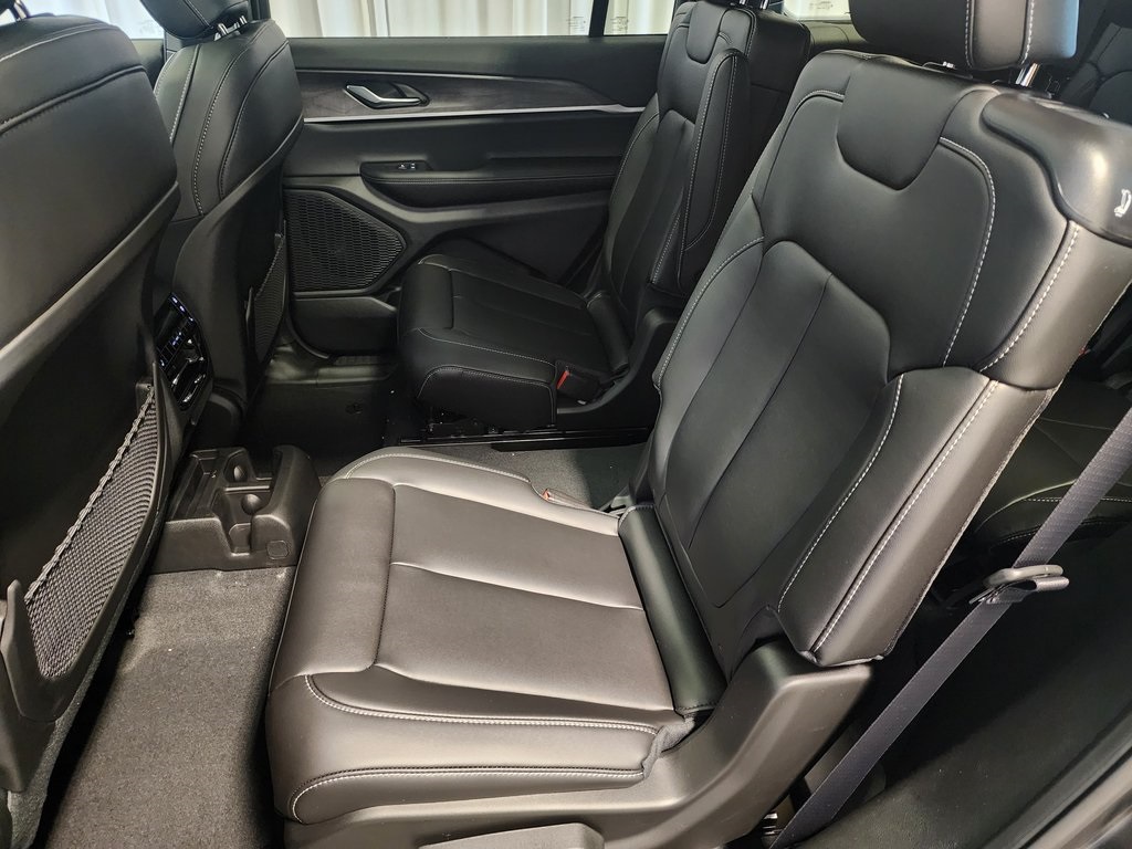 new 2025 Jeep Grand Cherokee L car, priced at $50,762