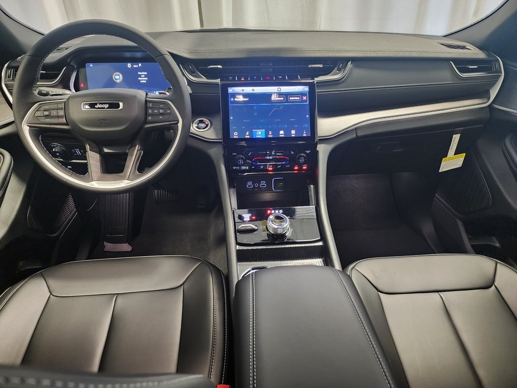 new 2025 Jeep Grand Cherokee L car, priced at $50,762