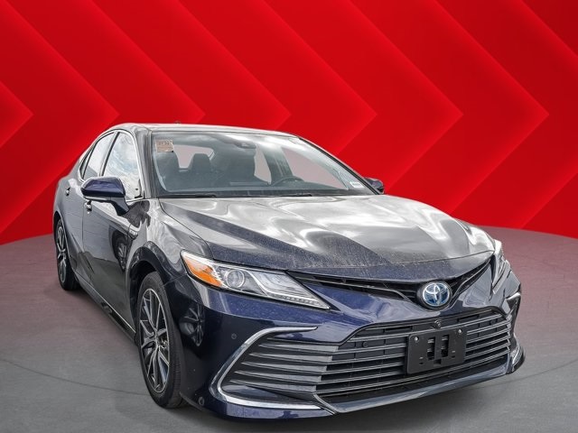 used 2021 Toyota Camry Hybrid car, priced at $32,592