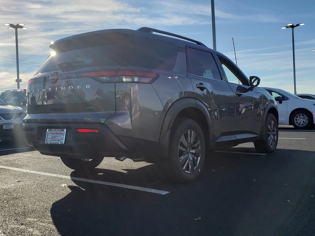 new 2025 Nissan Pathfinder car, priced at $36,408