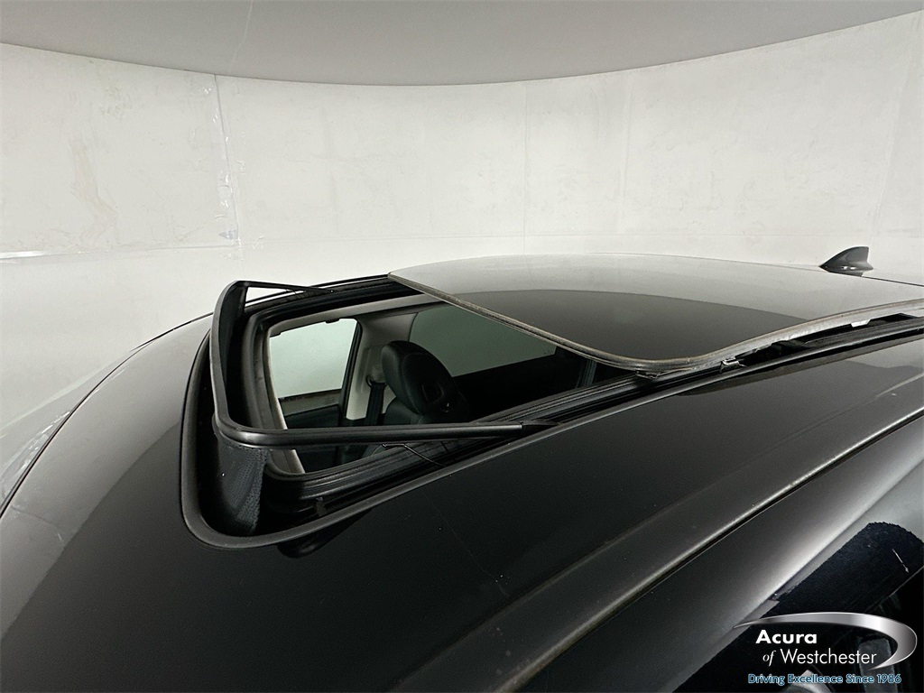 used 2023 Acura RDX car, priced at $37,999