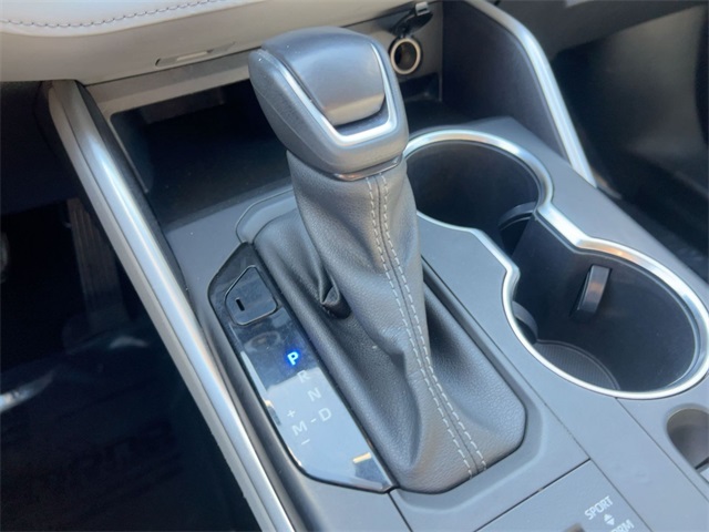 used 2022 Toyota Highlander car, priced at $29,911