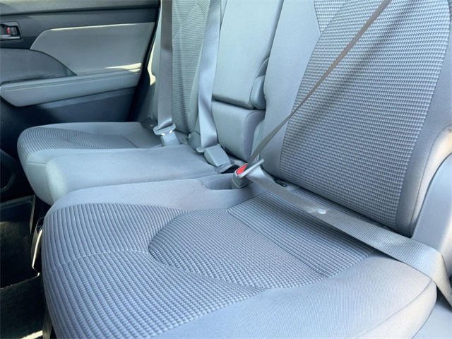 used 2022 Toyota Highlander car, priced at $29,911