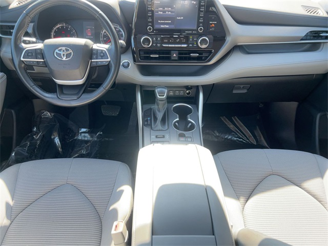 used 2022 Toyota Highlander car, priced at $29,911