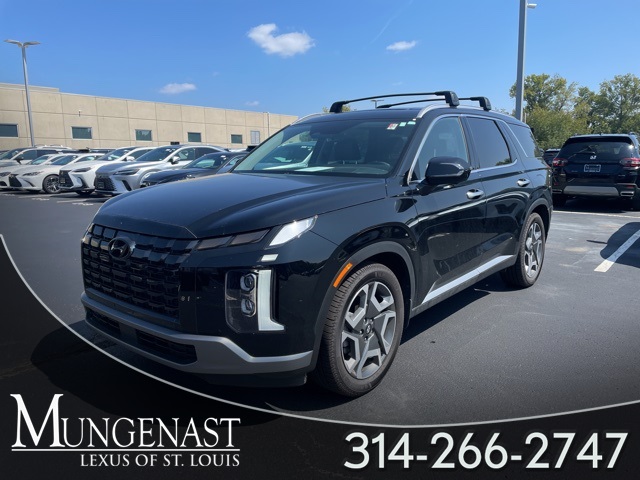 used 2023 Hyundai Palisade car, priced at $36,240
