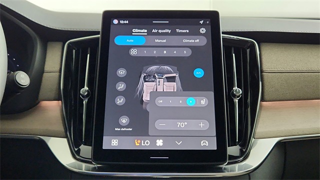 new 2026 Volvo XC90 Plug-In Hybrid car, priced at $81,875