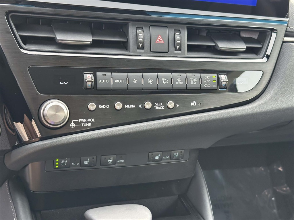 used 2025 Lexus ES car, priced at $45,495