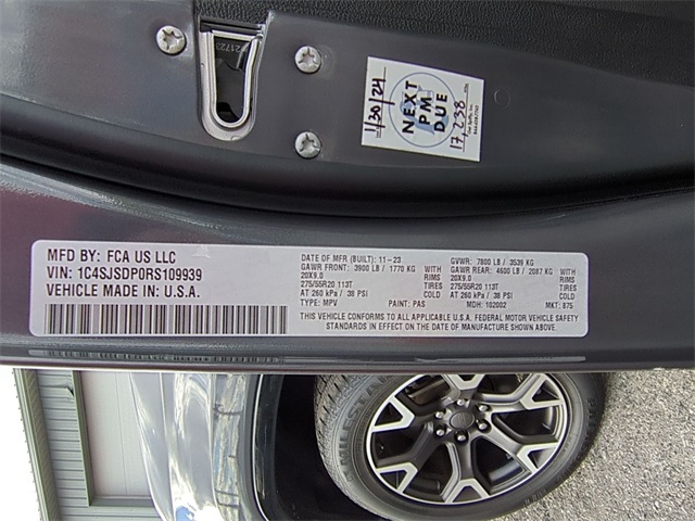 used 2024 Jeep Wagoneer L car, priced at $51,911