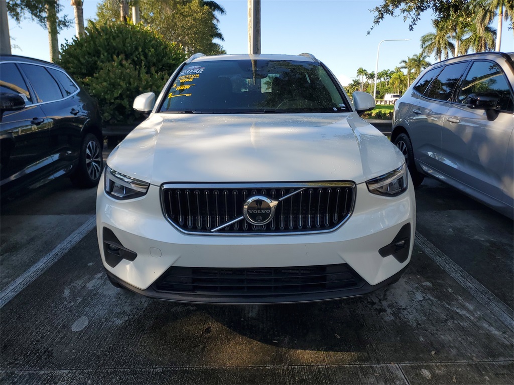 used 2025 Volvo XC40 car, priced at $30,995