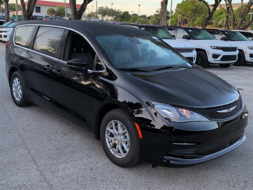 new 2026 Chrysler Voyager car