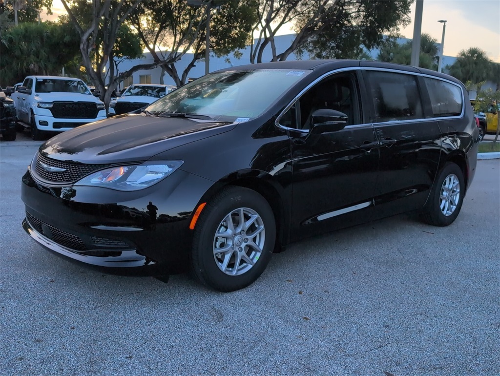 new 2026 Chrysler Voyager car