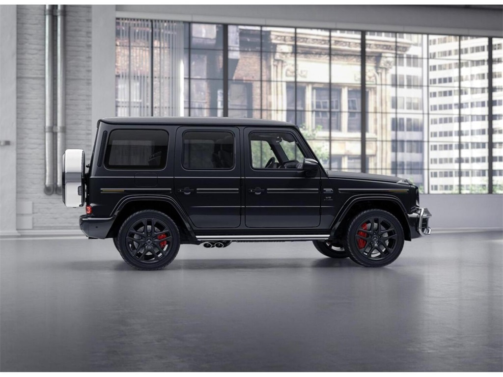 used 2022 Mercedes-Benz G-Class car, priced at $172,900
