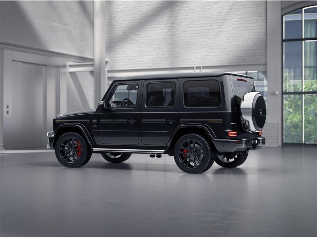 used 2022 Mercedes-Benz G-Class car, priced at $172,900