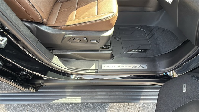 new 2025 Chevrolet Tahoe car, priced at $93,054