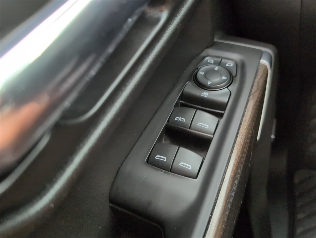 used 2020 Chevrolet Silverado 1500 car, priced at $25,988