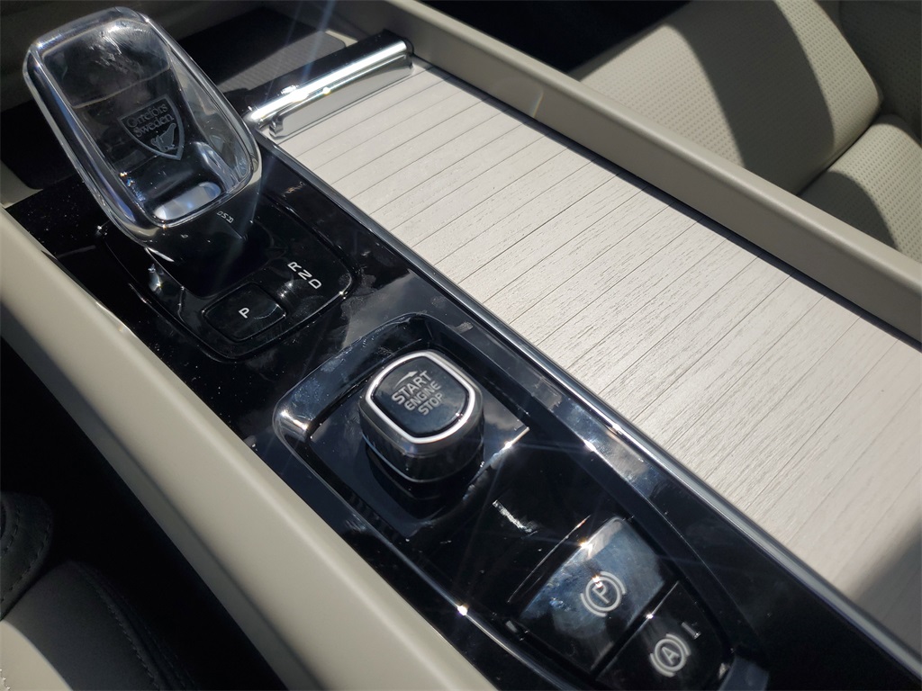 new 2026 Volvo XC60 car, priced at $60,215