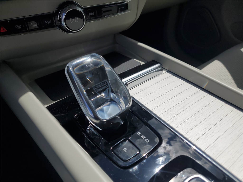 new 2026 Volvo XC60 car, priced at $60,215