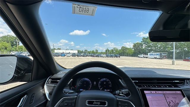 new 2025 Jeep Grand Cherokee car, priced at $47,453