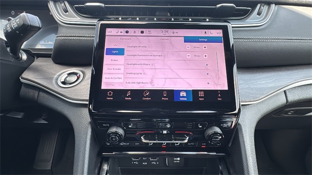 new 2025 Jeep Grand Cherokee car, priced at $47,453