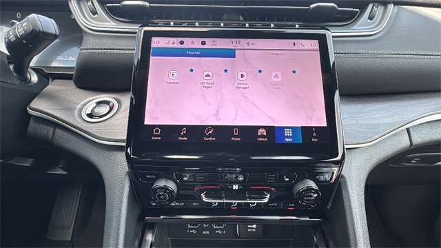 new 2025 Jeep Grand Cherokee car, priced at $47,453