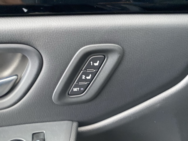 new 2025 Honda Pilot car, priced at $43,807