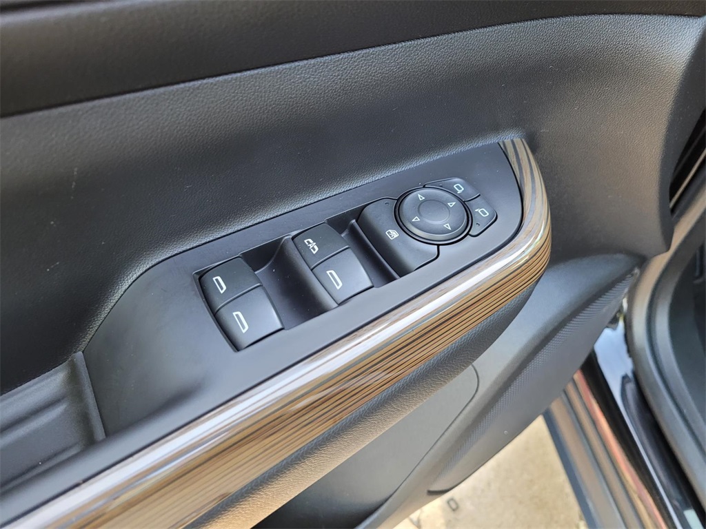 used 2021 GMC Acadia car, priced at $21,258