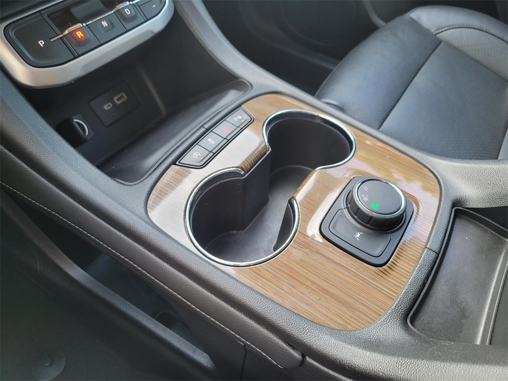 used 2021 GMC Acadia car, priced at $21,258