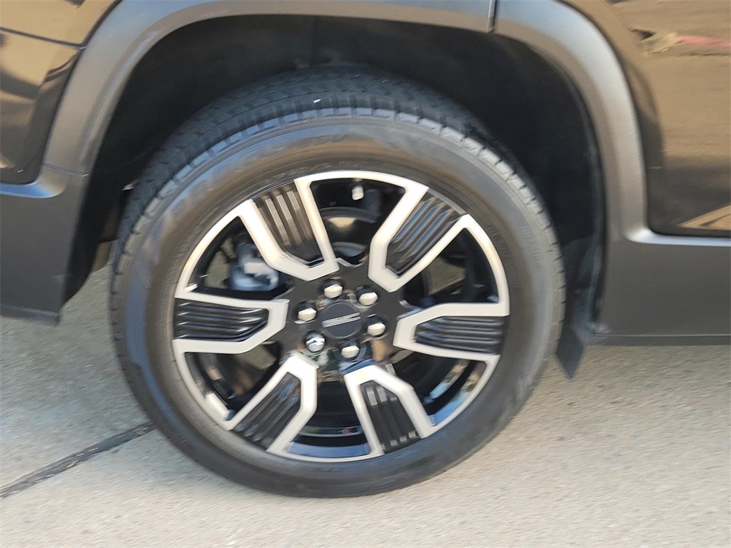 used 2021 GMC Acadia car, priced at $21,258