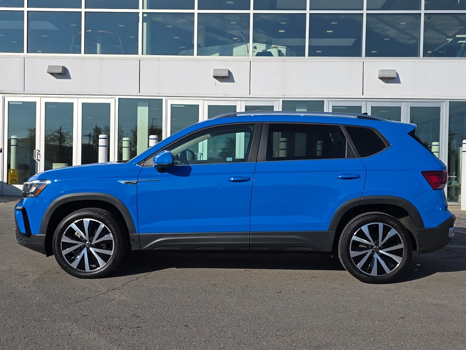 used 2022 Volkswagen Taos car, priced at $19,400