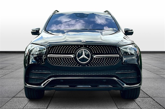 used 2022 Mercedes-Benz GLE car, priced at $54,855