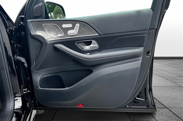 used 2022 Mercedes-Benz GLE car, priced at $54,855