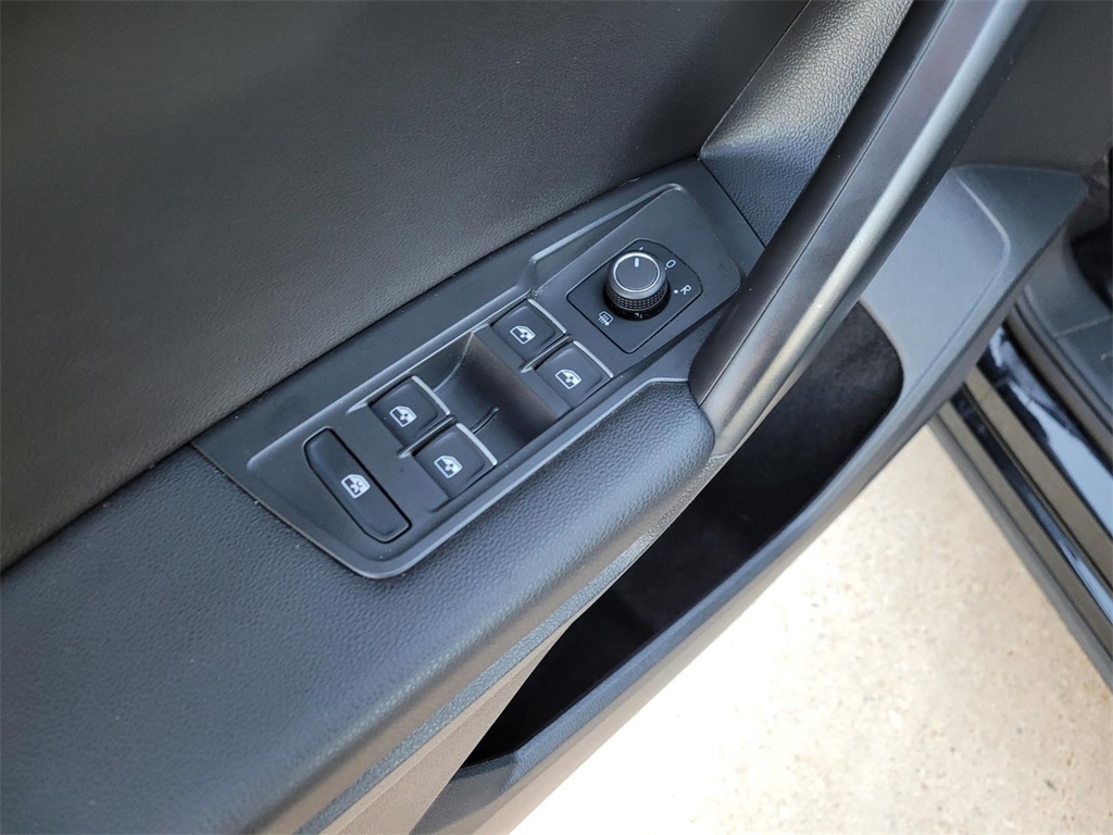 used 2021 Volkswagen Tiguan car, priced at $19,013