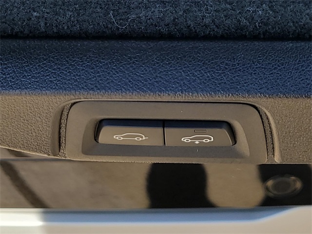 used 2024 BMW X7 car, priced at $55,024